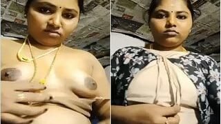Sexy Mallu Bhabhi Shows Big Boobs And Fingering Part 1 | Viral MMS