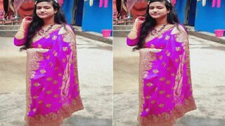 Desi Girl Kissing And Shows Nude Body Part 4 | Viral MMS