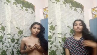Desi Girl Shows Her Boobs | Viral MMS