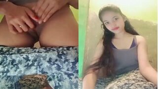 Cute Desi Girl Shows Her Boobs And Pussy | Viral MMS