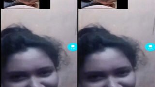 Desi Village Bhabhi Shows Her Big Boobs On VC | Viral MMS