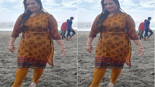 Sexy Desi Wife Shows Her Big Boobs And Pussy Part 1 | Viral MMS