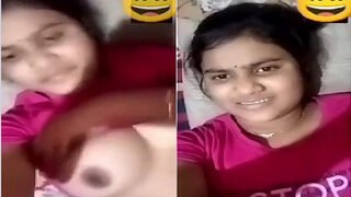 Desi Girl Shows Her Boobs On VC | Viral MMS