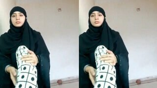 Horny Paki Girl Shows Nude Body And Fingering Part 4 | Viral MMS