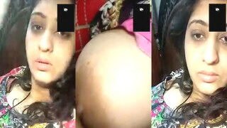 Paki Girl Shows Boobs | Viral MMS