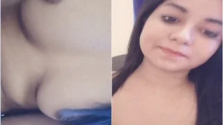 Horny Village Girl Shows Her Boobs And Pussy | Viral MMS