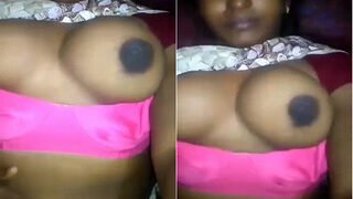Desi Girl Shows Boobs | Viral MMS