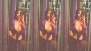 Sexy Desi Girl Shows Her Boobs | Viral MMS