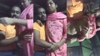 Desi Vlg Cpl Romance | Viral MMS