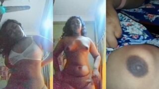 Cute Desi Girl Shows Her Nude Body | Viral MMS