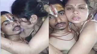 Horny Desi Bhabhi Ridding Dick | Viral MMS