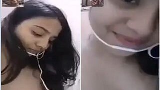 Desi Girl Shows Boobs For Lover | Viral MMS