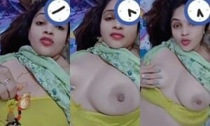 Sexy Desi Bhabhi Shows Big Boobs | Viral MMS