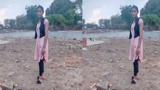 Desi Village Girl Shows Her Boobs And Pussy Part 3 | Viral MMS