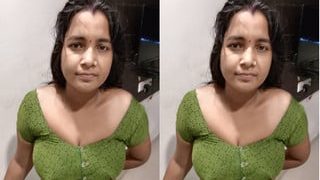 Sexy Desi Cpl Romance And Fucking In Hotel Part 1 | Viral MMS
